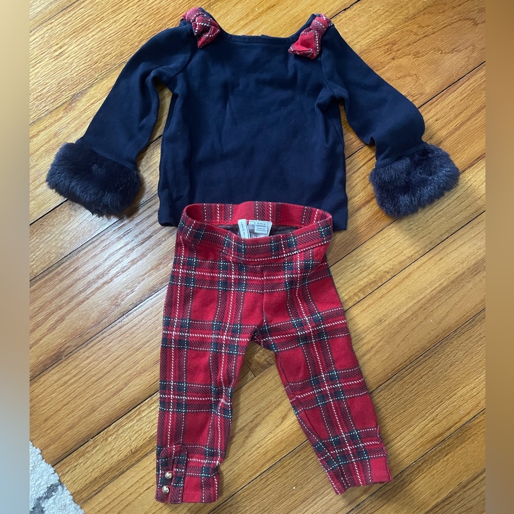 Janie and Jack Christmas outfit. Girls size 12-18 months.